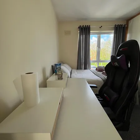 Rum i privatbostad Ensuite Near Dublin Airport Swords